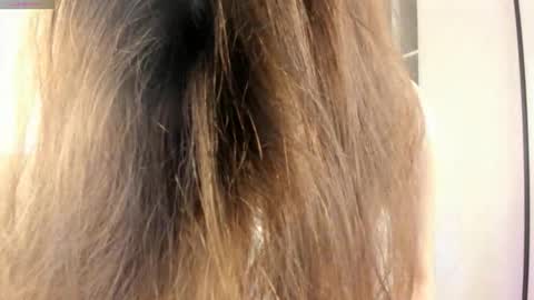 Julia online show from October 12, 2025, 8:08 pm