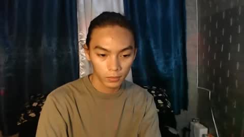 Snapshot of lalakinghugecock_2 chatting on December 17, 2024, 5:15 pm lalakinghugecock_2 online show from December 17, 2024, 5:15 pm