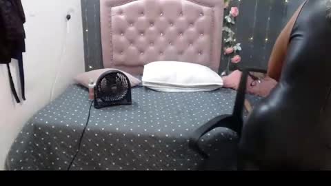 lalisha online show from March 7, 2025, 8:00 pm