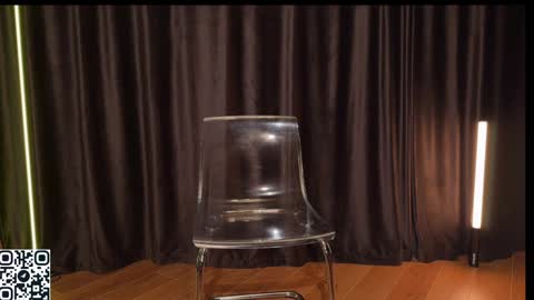 Ellina online show from December 18, 2024, 2:53 am