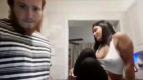 Snapshot of lalove99 chatting on February 8, 2026, 4:05 am LALOVE99 online show from February 8, 2026, 4:05 am