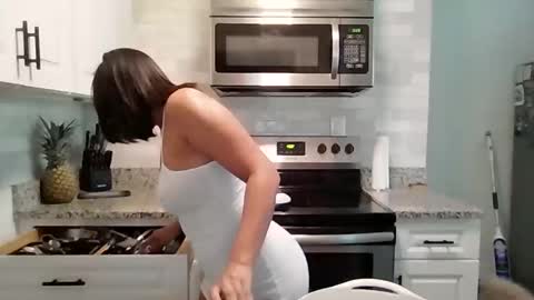 Snapshot of lalove99 chatting on April 13, 2026, 8:36 pm LALOVE99 online show from April 13, 2026, 8:36 pm