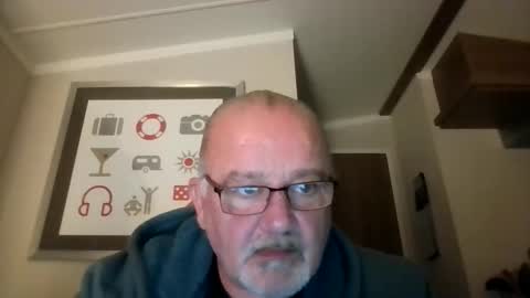 Snapshot of lamabama chatting on November 23, 2025, 9:03 pm lamabama online show from November 23, 2025, 9:03 pm