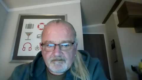 Snapshot of lamabama chatting on November 26, 2025, 9:16 pm lamabama online show from November 26, 2025, 9:16 pm