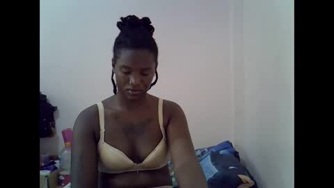 lamensha online show from October 3, 2025, 8:55 am