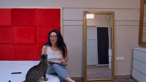 Snapshot of lana_banner chatting on September 17, 2025, 5:20 am LanaBanner online show from September 17, 2025, 5:20 am