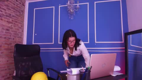  Lana  online show from March 28, 2026, 11:10 am