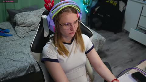 Kay online show from December 6, 2024, 5:00 pm