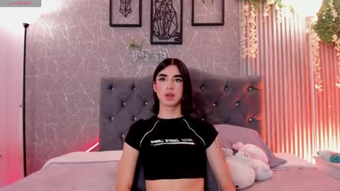 lana_gill online show from May 27, 2026, 5:21 pm