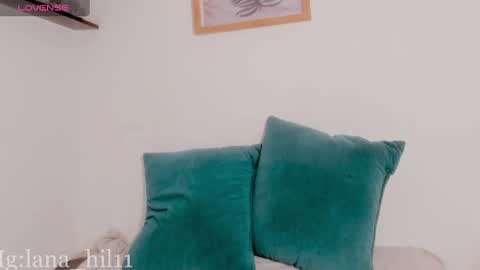 LANA online show from September 25, 2025, 2:26 am