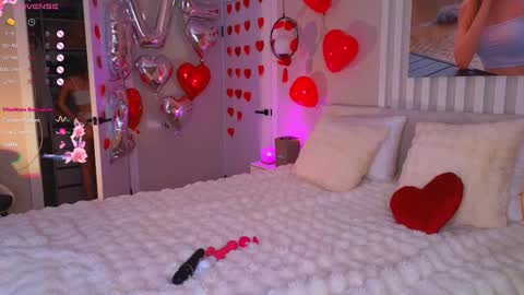 Snapshot of lana_me chatting on February 11, 2025, 7:12 am Milana online show from February 11, 2025, 7:12 am