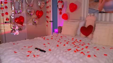 Snapshot of lana_me chatting on February 13, 2025, 5:26 am Milana online show from February 13, 2025, 5:26 am