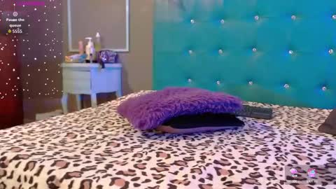 Angel  IG  online show from October 4, 2025, 1:25 am