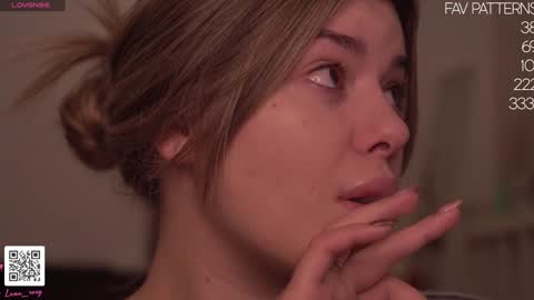 Snapshot of lana_rosy chatting on January 19, 2025, 4:12 am Alana online show from January 19, 2025, 4:12 am