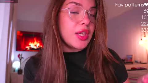 Snapshot of lana_rosy chatting on September 22, 2025, 8:44 pm Alana online show from September 22, 2025, 8:44 pm