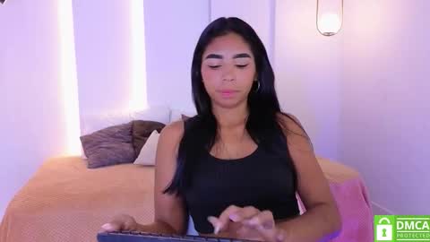 katiuska online show from October 29, 2025, 5:42 am