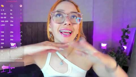 Lana online show from October 10, 2025, 5:17 am