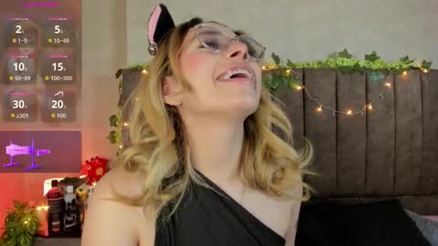 Lana online show from March 12, 2026, 5:46 am