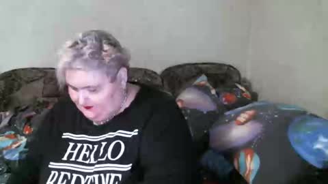 lanacat555 online show from February 19, 2025, 9:14 pm