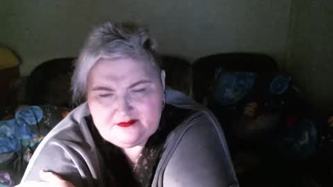 lanacat555 online show from February 25, 2025, 9:35 pm