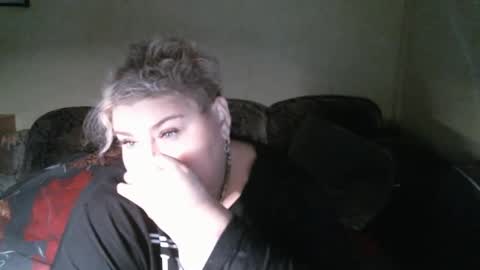 lanacat555 online show from March 2, 2025, 9:43 pm