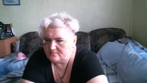 lanacat555 online show from September 20, 2025, 11:55 am