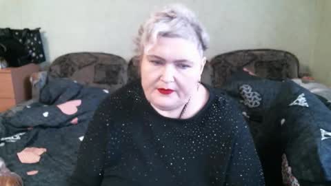 lanacat555 online show from November 11, 2025, 12:05 pm