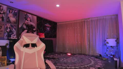 L A N A  online show from January 17, 2025, 11:51 pm