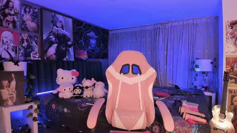 L A N A  online show from January 23, 2025, 2:55 am