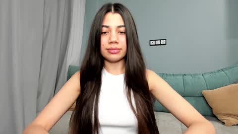 Lana online show from November 8, 2025, 8:07 pm