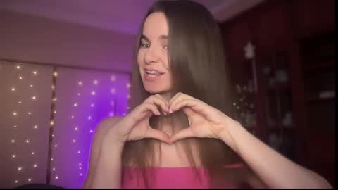 Lana online show from March 11, 2025, 11:37 pm