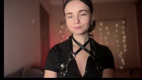 Lana online show from September 9, 2025, 11:04 pm