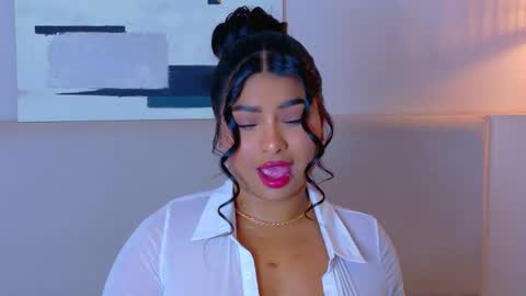 Lana online show from April 8, 2026, 7:36 pm