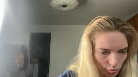 lanasharapovaxxx online show from March 15, 2026, 10:49 pm