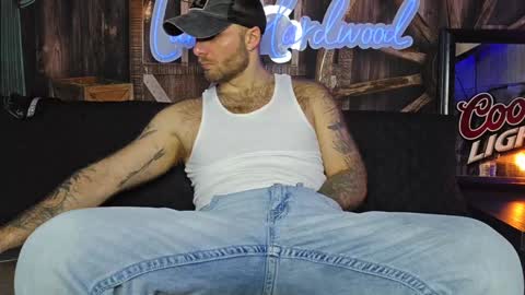 Snapshot of lancehardwood222 chatting on January 18, 2025, 1:52 am LANCE online show from January 18, 2025, 1:52 am