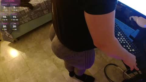 Lancelot V. online show from October 3, 2025, 5:04 am