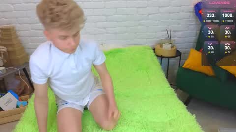 Lanny online show from March 9, 2025, 7:26 pm