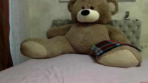 langoria online show from February 27, 2026, 2:50 pm