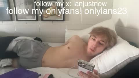 Snapshot of lanjustnow chatting on April 2, 2026, 4:26 pm lanjustnow online show from April 2, 2026, 4:26 pm
