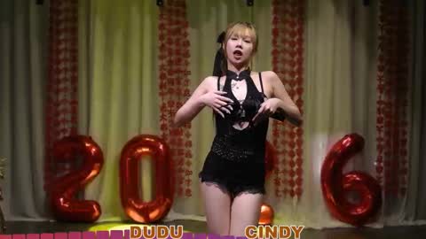 lankwaifong_cindy online show from March 14, 2026, 2:33 pm
