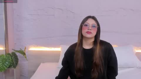 Lanna online show from February 10, 2026, 11:47 am