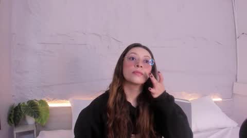 Lanna online show from March 12, 2026, 11:49 am