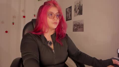 Lanna online show from March 31, 2026, 3:41 am