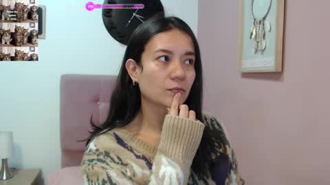 Lanna online show from January 29, 2025, 1:07 pm