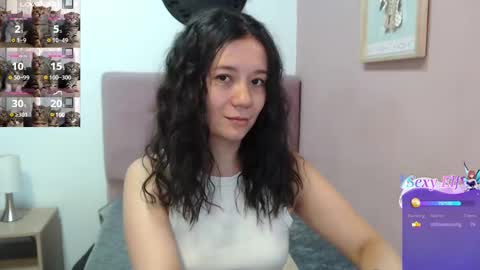 Lanna online show from March 7, 2025, 4:22 pm