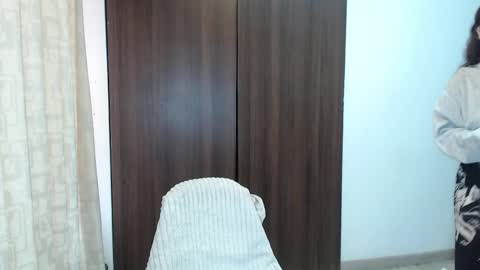 Lanna online show from March 14, 2026, 1:16 pm