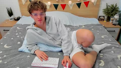 Fandi online show from January 17, 2025, 11:38 am