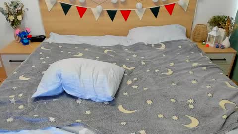 Fandi online show from March 4, 2025, 12:44 pm