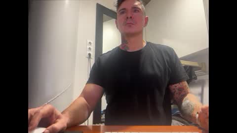 Snapshot of lanzarote6 chatting on September 16, 2025, 2:51 pm BDSM online show from September 16, 2025, 2:51 pm