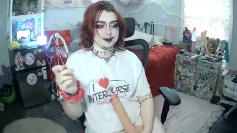 Snapshot of lapdoghellhound chatting on September 29, 2025, 9:30 pm FtMhellhound online show from September 29, 2025, 9:30 pm